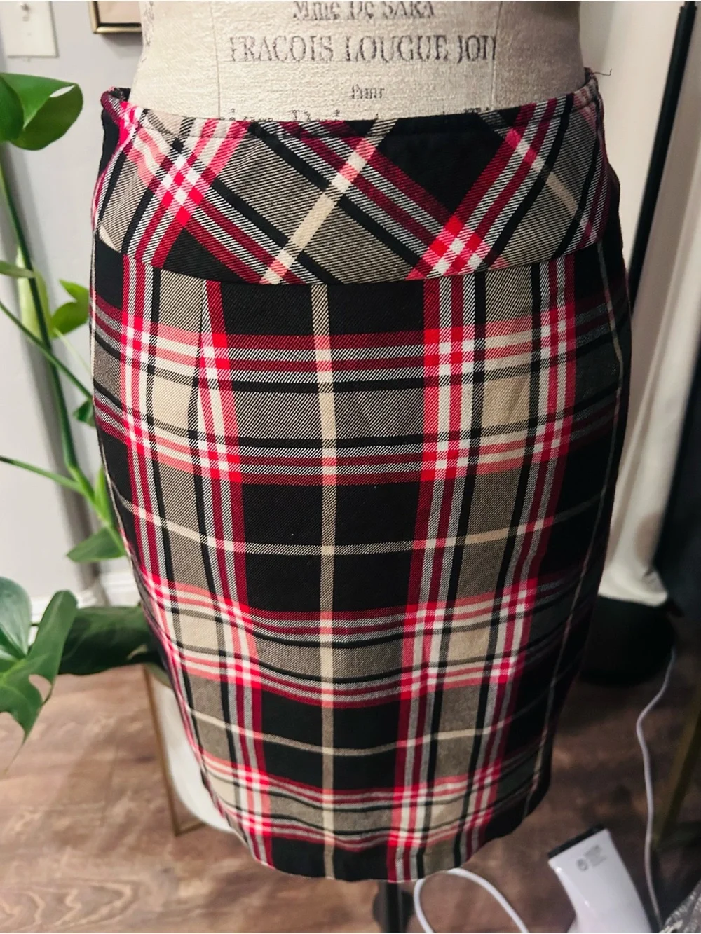 vintage stretch knit plaid pencil skirt by the brand Hanna Andersson